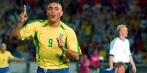 Ronaldo de Lima là GOAT của bóng đá